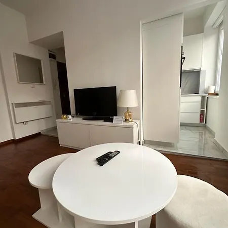 Apartment Sweet Dreams